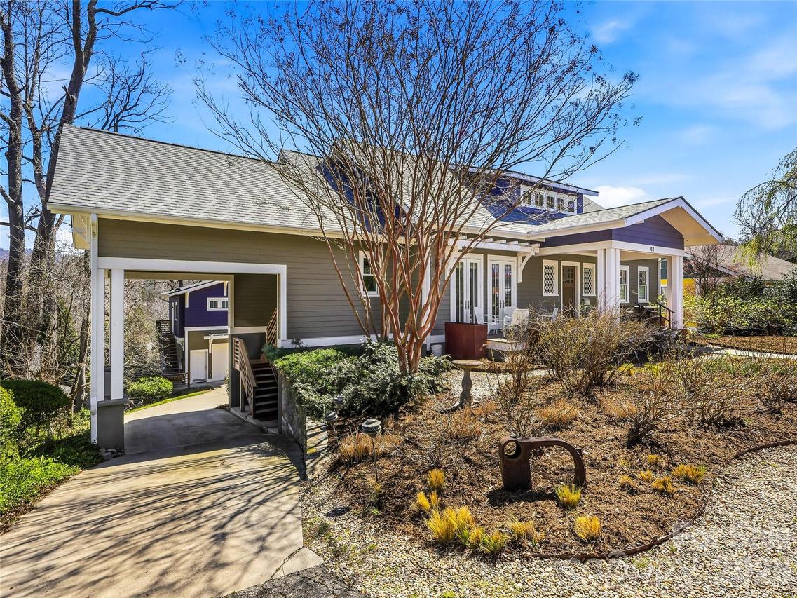 41 Cumberland Cir., Asheville, NC 28801
