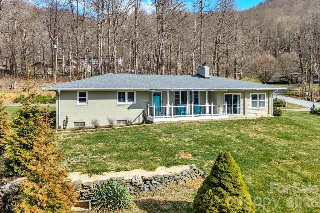 11974 Us Highway 421 Hwy., Zionville, NC 26989