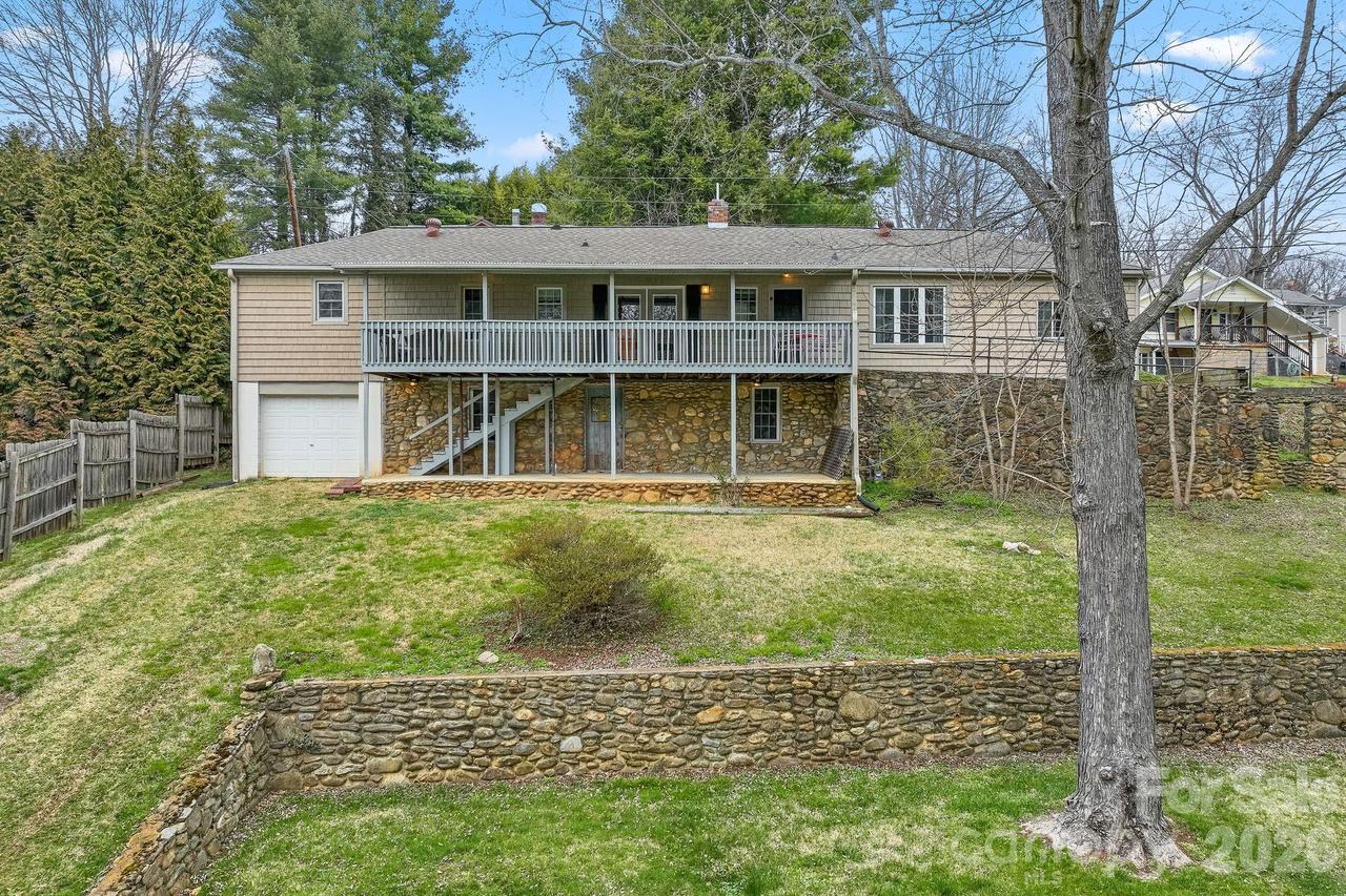 212 Holtzclaw St. #PT # 14-15, Canton, NC 28716