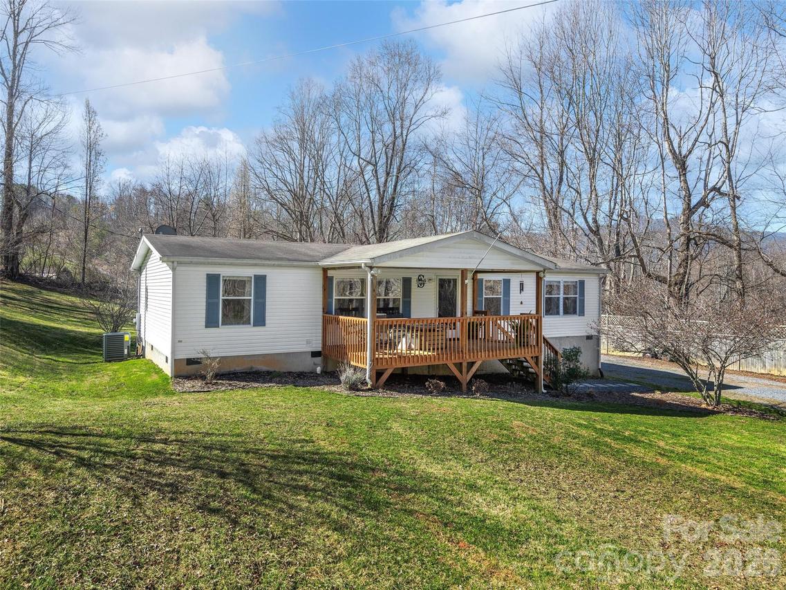 114 Gateway Cove, Canton, NC 28716