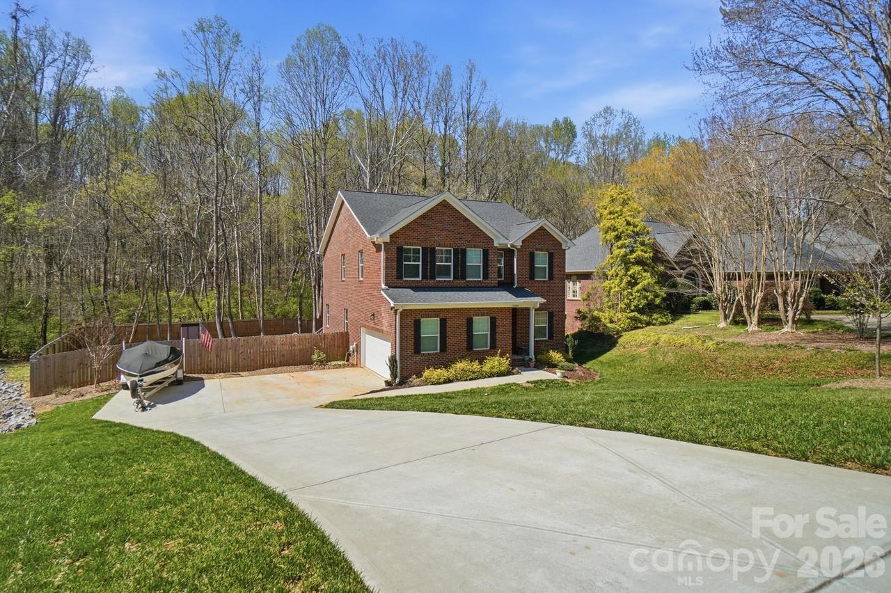 340 Heritage Pl., Mooresville, NC 28115
