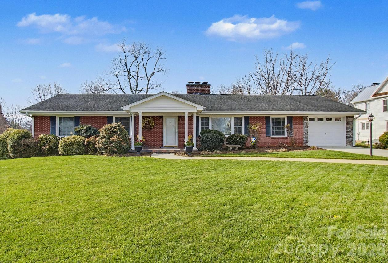 24 Church St., Weaverville, NC 28787