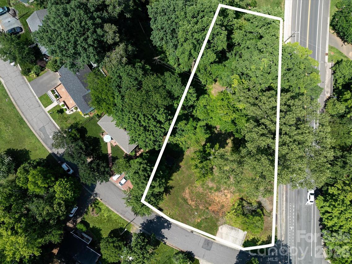 4800 Valley Stream Rd., Charlotte, NC 28209