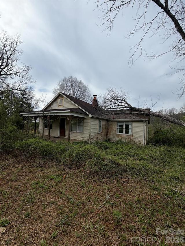 4455 Celia Creek Rd., Lenoir, NC 28645