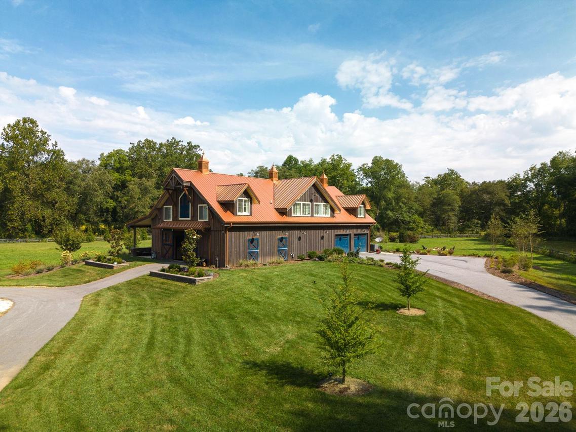 20 Waterford Lakes Dr., Fletcher, NC 28732