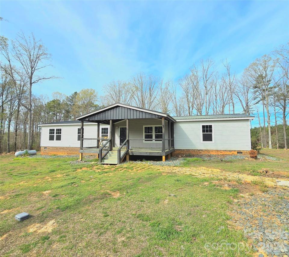 215 High Meadow Ln., Mount Gilead, NC 27306