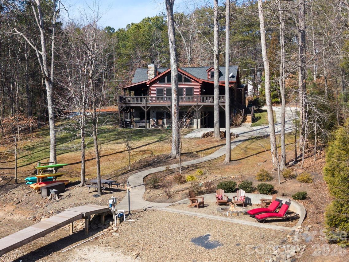 7478 Bankhead Rd., Denver, NC 28037