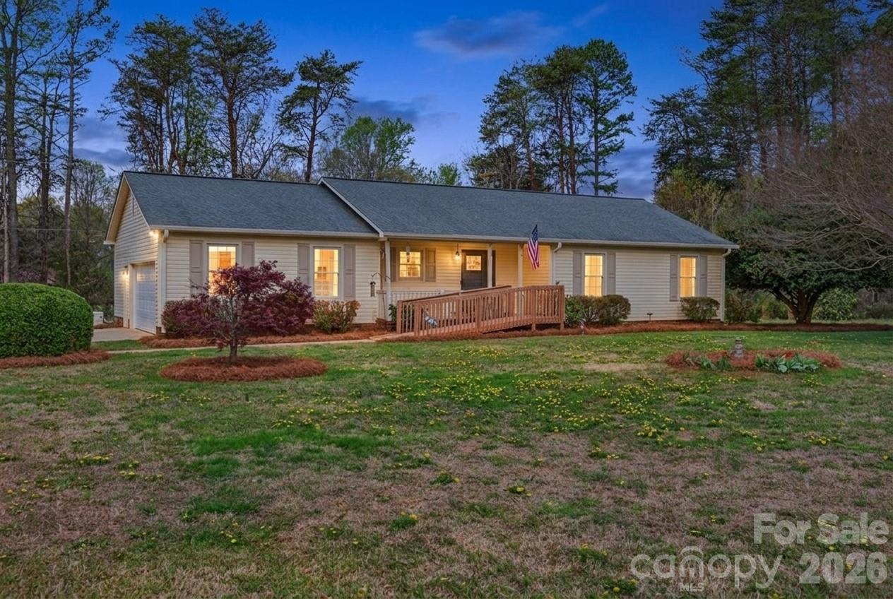 1120 Joy St., Salisbury, NC 28147