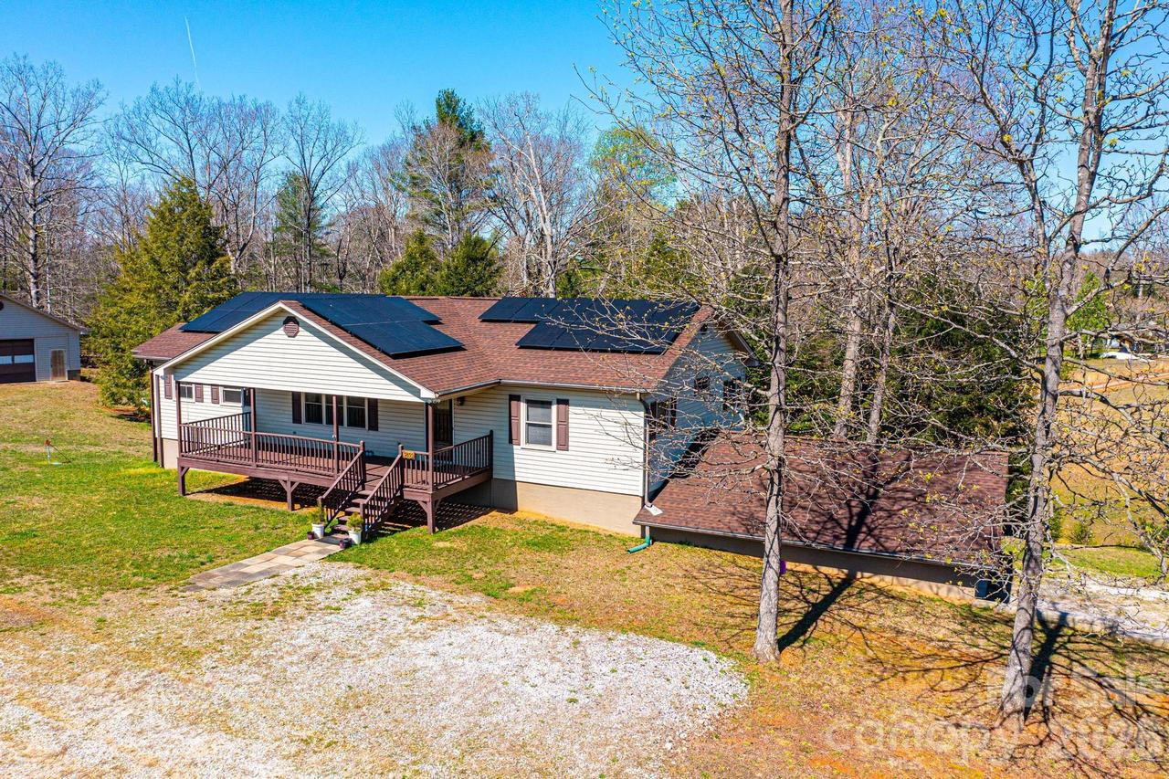 3855 Angelic Way, Lenoir, NC 28645