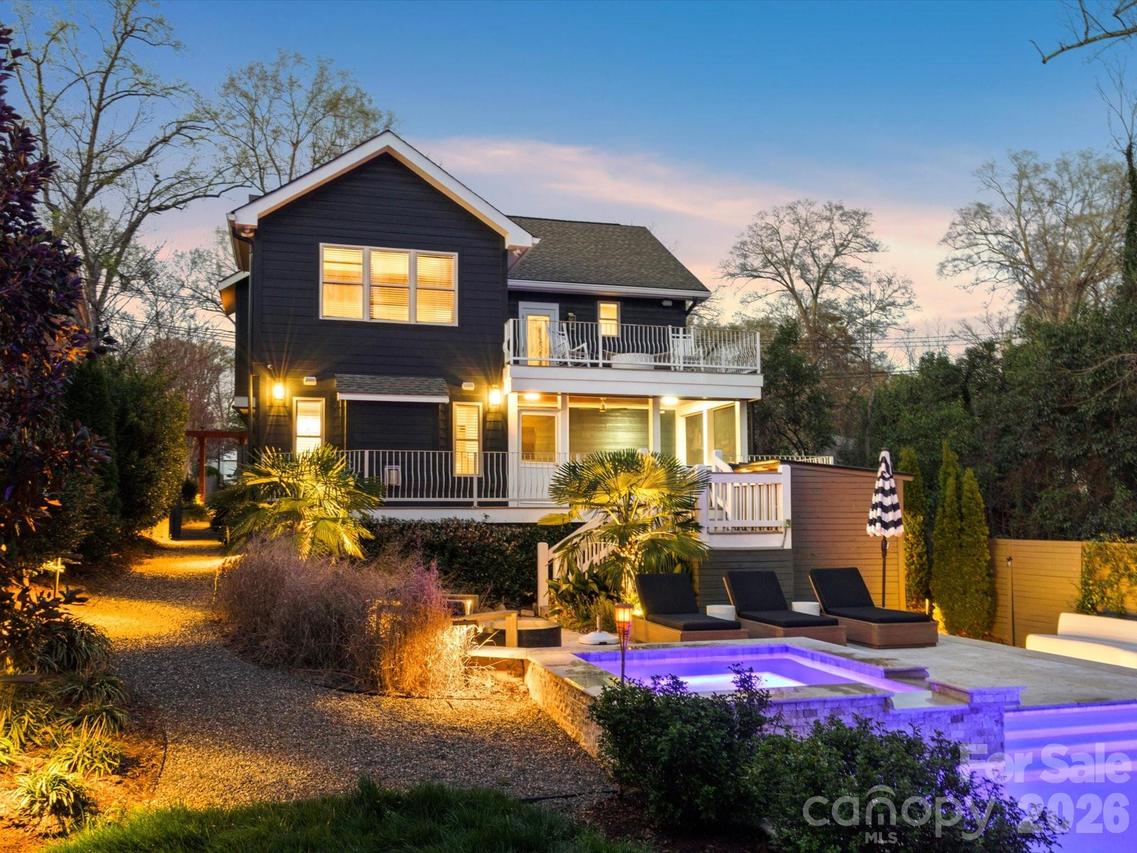 3220 Commonwealth Ave., Charlotte, NC 28205