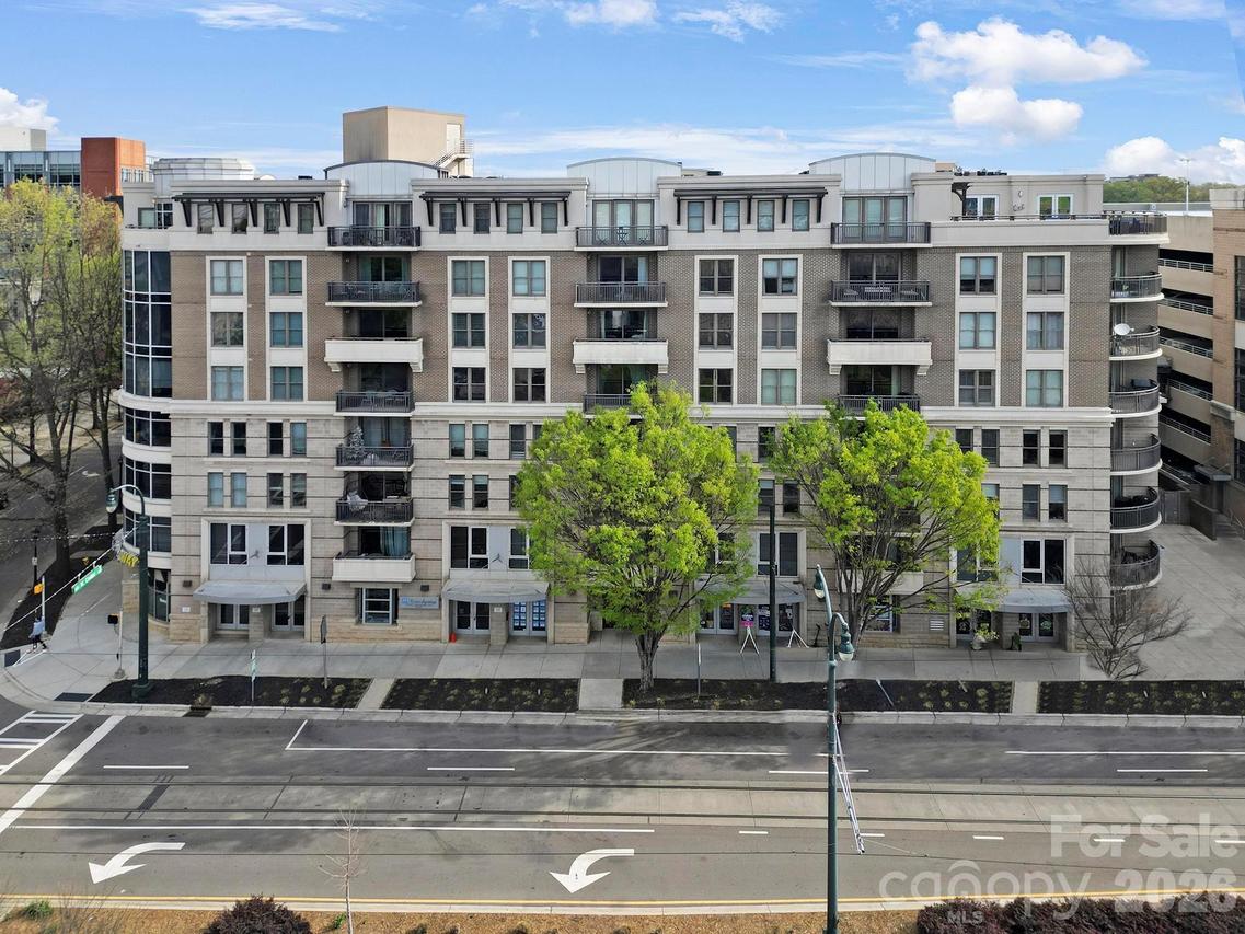 718 W Trade St. #803, Charlotte, NC 28202