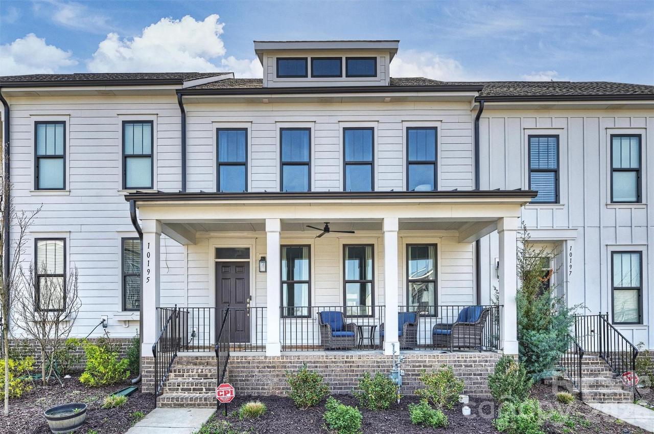 10195 Rainier Trail Dr., Huntersville, NC 28078