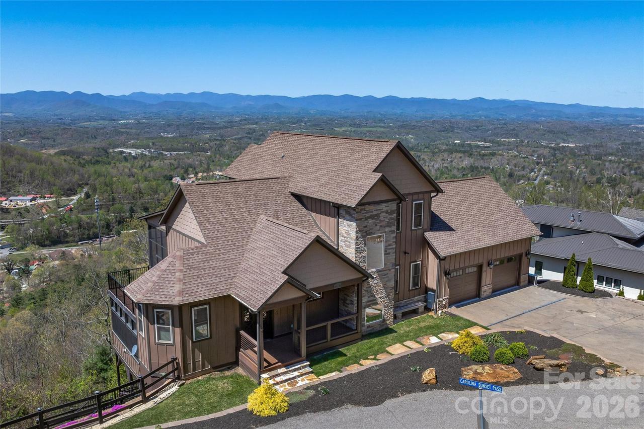 179 Serenity Ridge Tr., Asheville, NC 28804