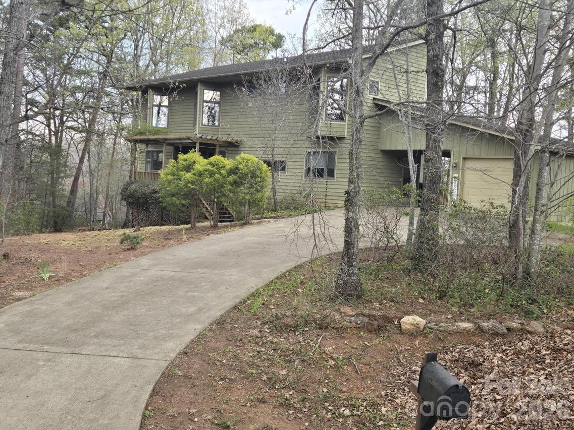 171 Wilson Ct., Lake Lure, NC 28746
