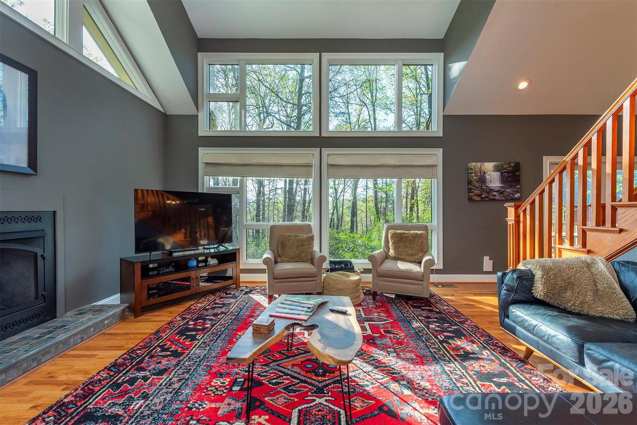 171 Wilson Ct., Lake Lure, NC 28746