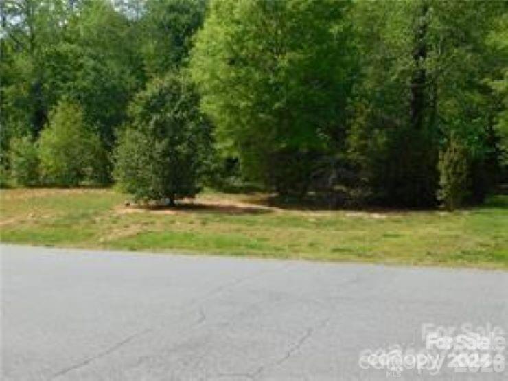 Maple Brook Dr., Denver, NC 28037
