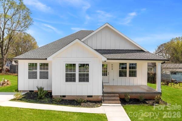 808 3rd St. #32, Kings Mountain, NC 28086