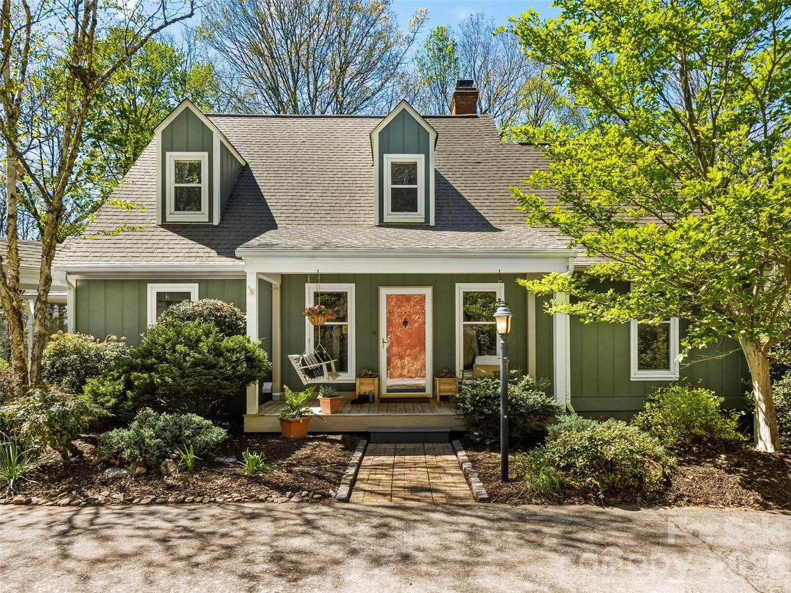 85 Timberlane Cir., Pisgah Forest, NC 28768