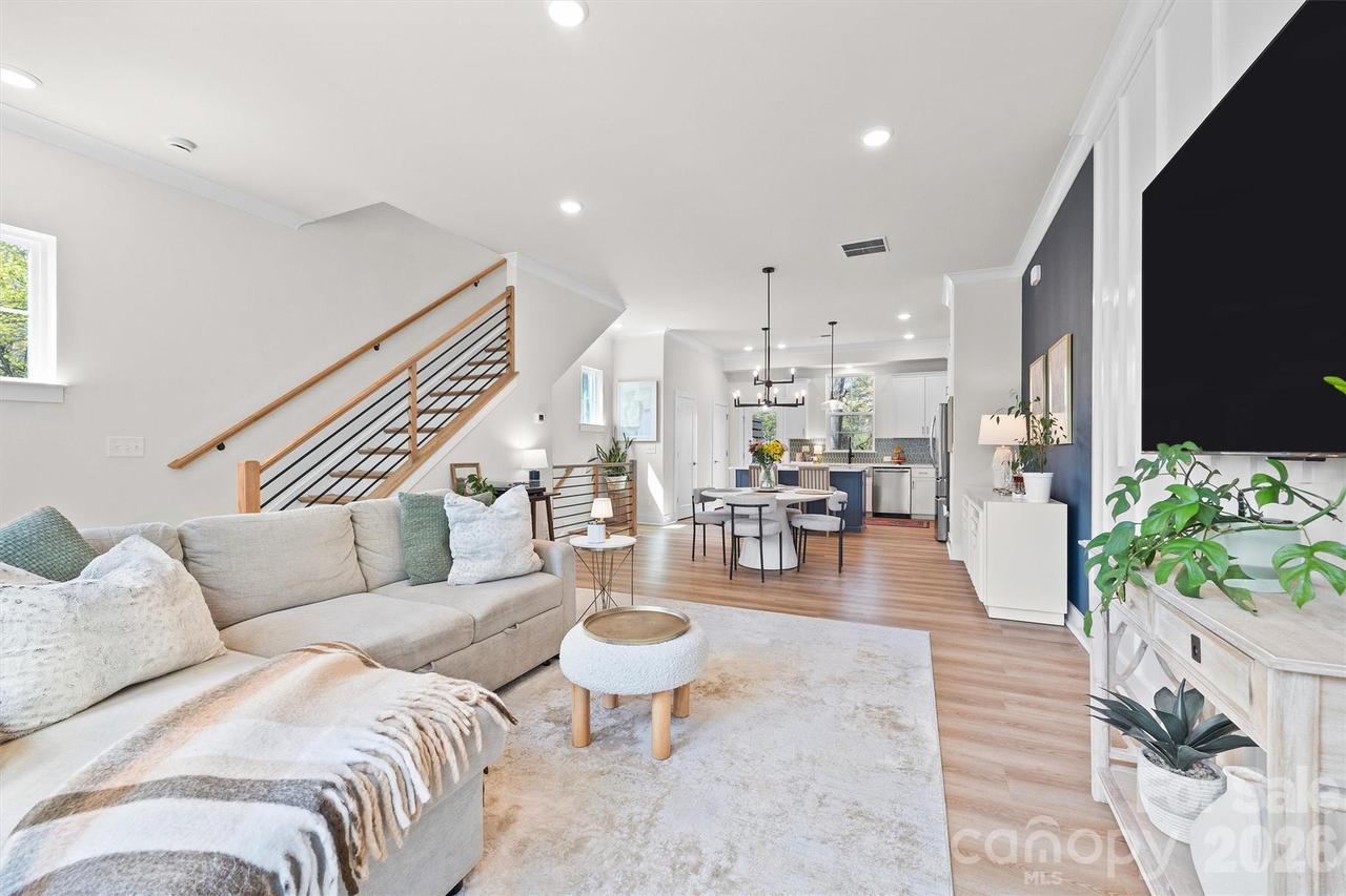 3225 Zenith Ln., Charlotte, NC 28205