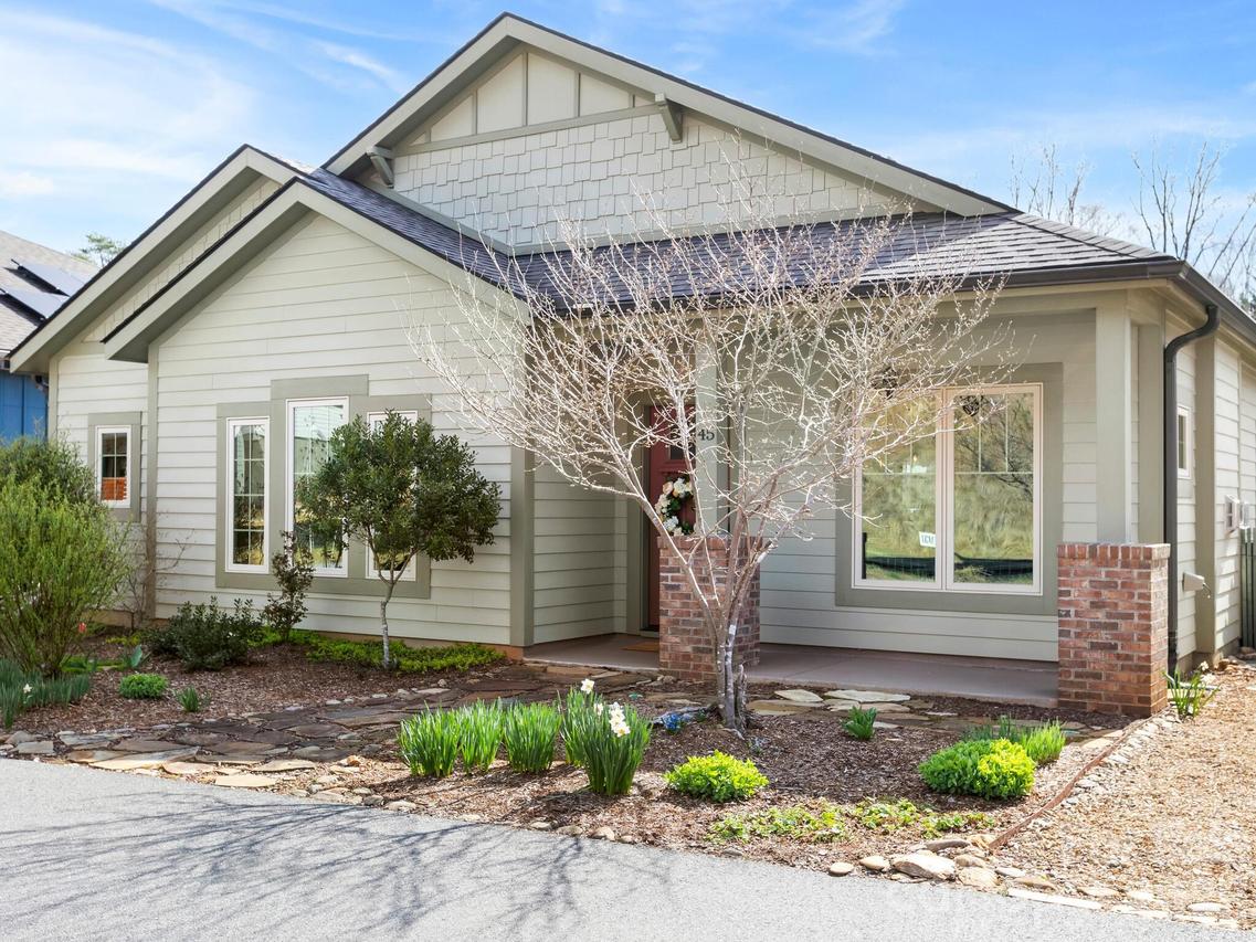45 Verde Dr., Asheville, NC 28806
