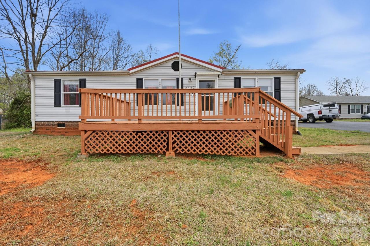 2862 Eagle Point Dr., Trinity, NC 27370