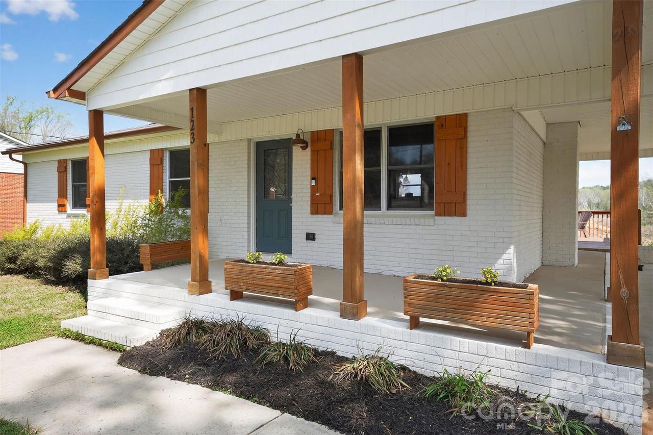 123 Rowe St., Gastonia, NC 28056