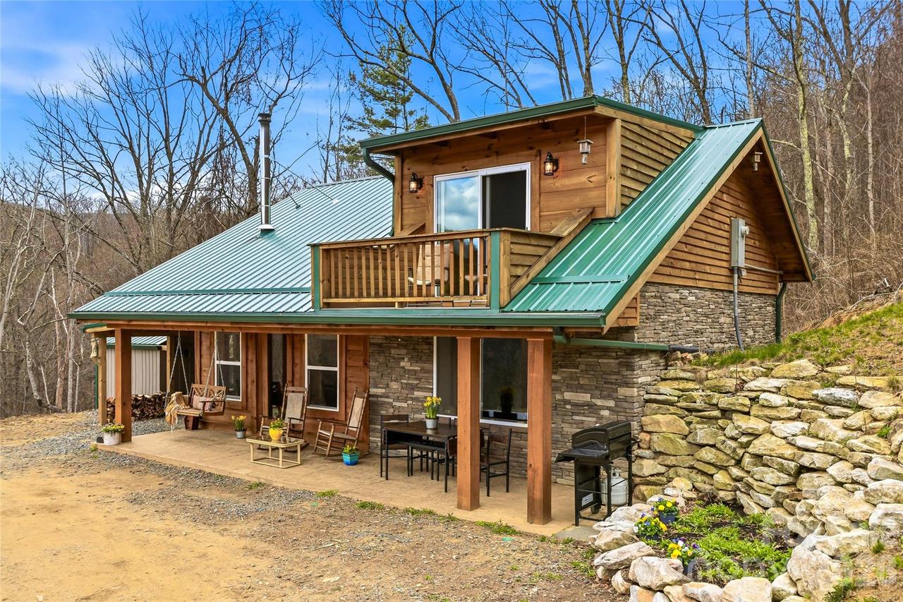 131 White Oak Way #34/35, Hot Springs, NC 28743