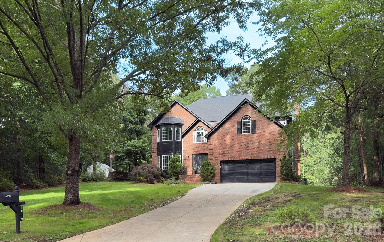 3919 Cherrybrook Dr., Mint Hill, NC 28227