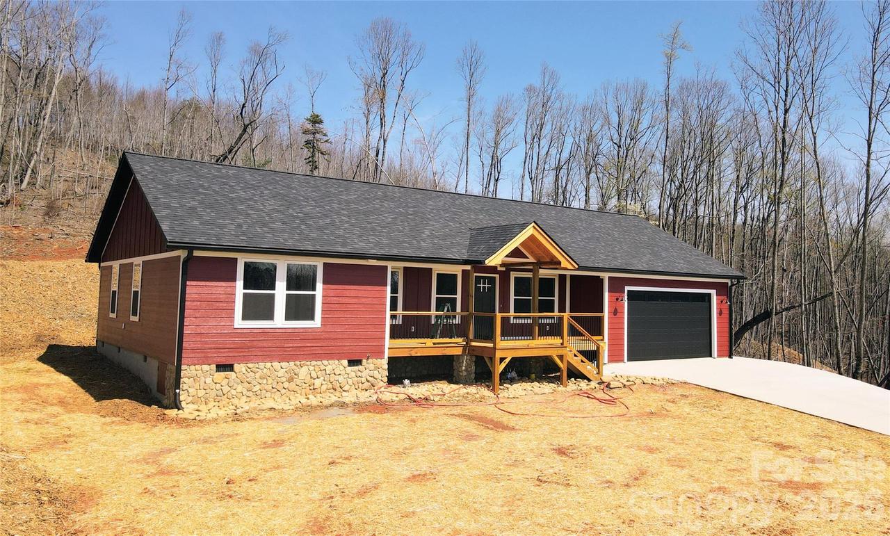 82 Star Dr., Marion, NC 28752