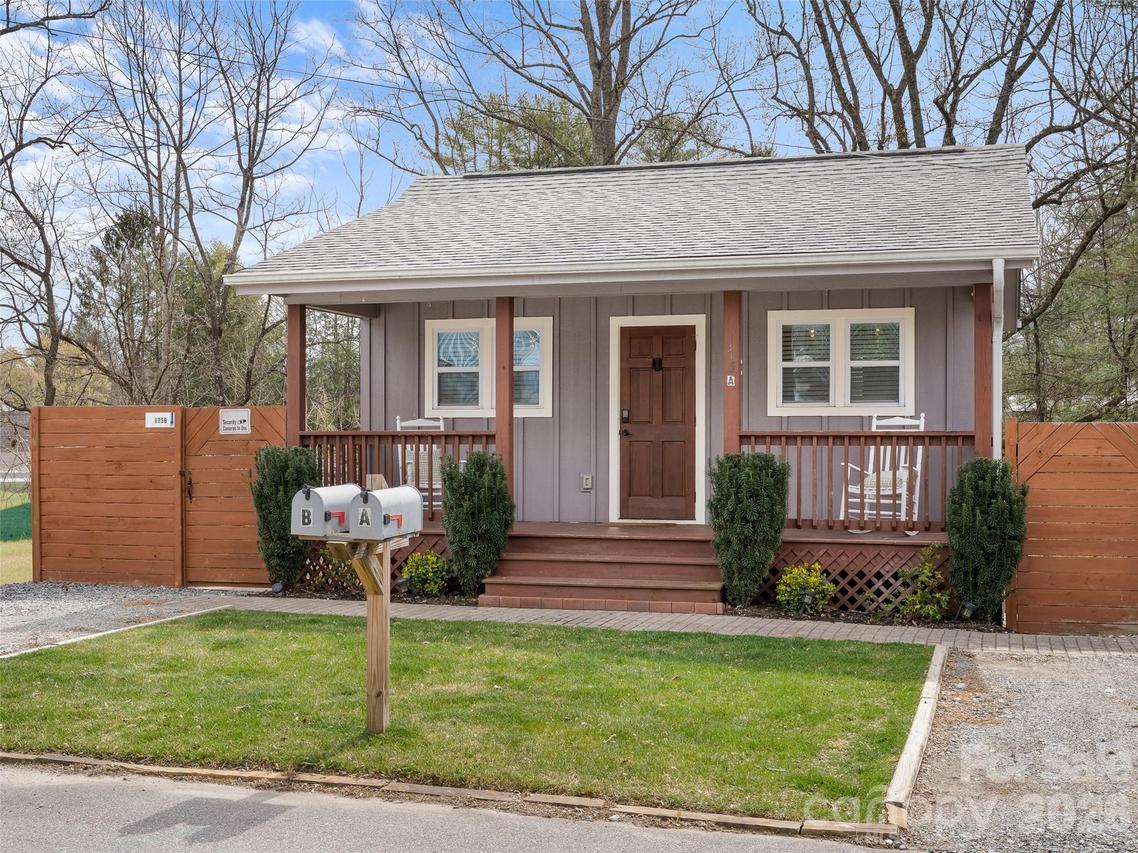 175 Duckworth Ave. #A and B, Brevard, NC 28712