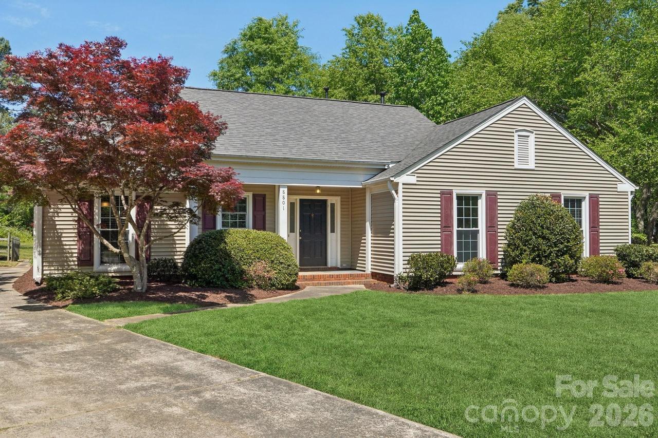 8801 Gamesford Dr., Charlotte, NC 28277