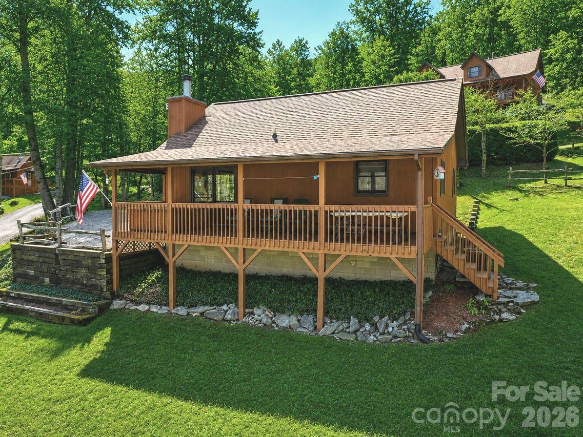 46 Stump Ln., Maggie Valley, NC 28751