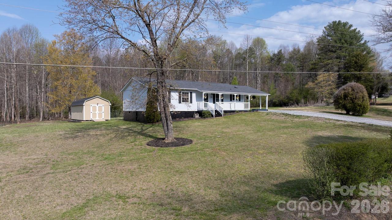 1528 Miller Hill Rd., Lenoir, NC 28645