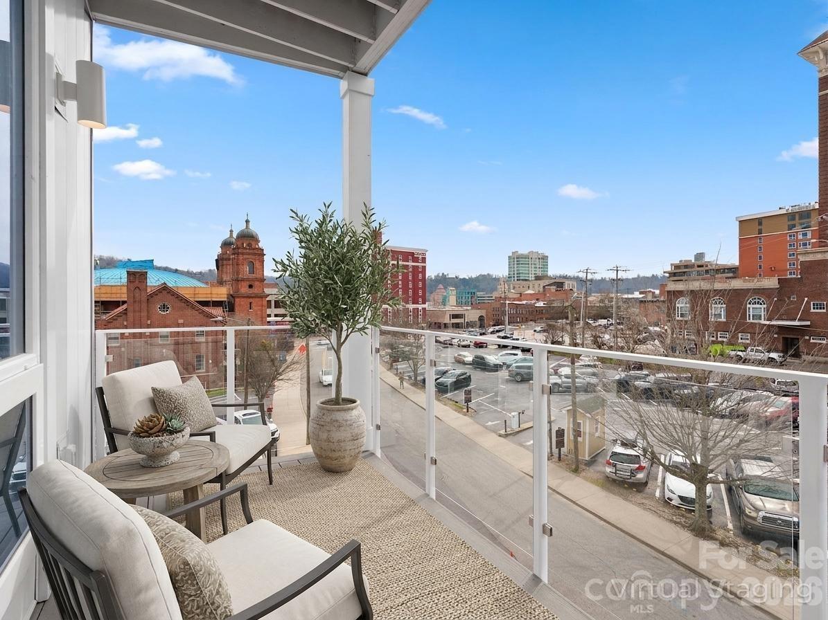 123 Haywood St. #304, Asheville, NC 28801