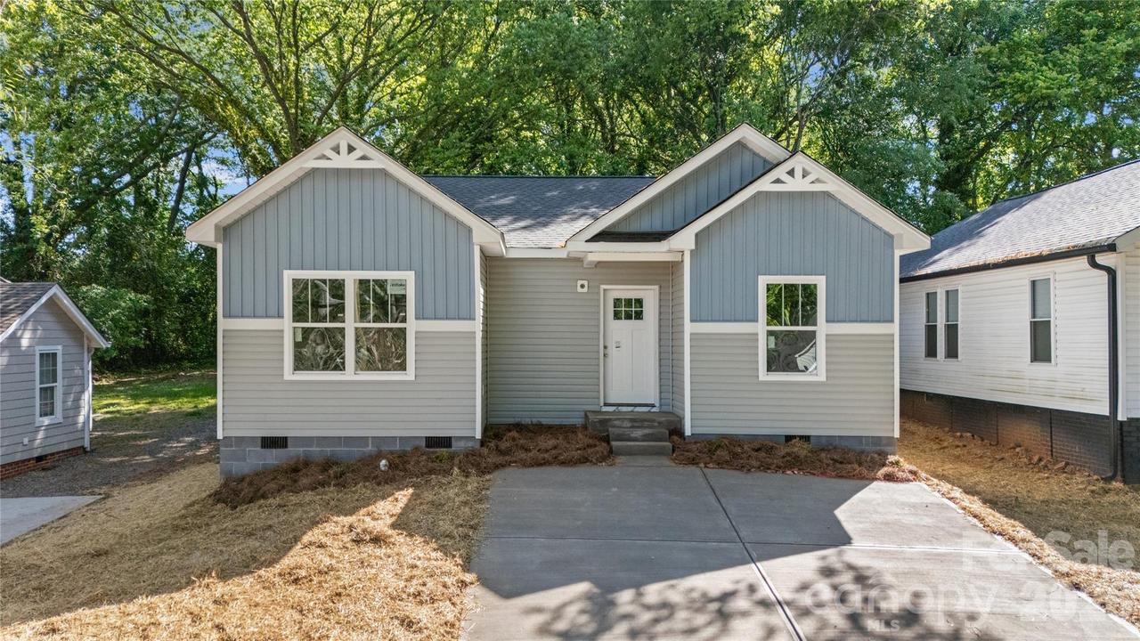 210 N Vance St., Gastonia, NC 28052