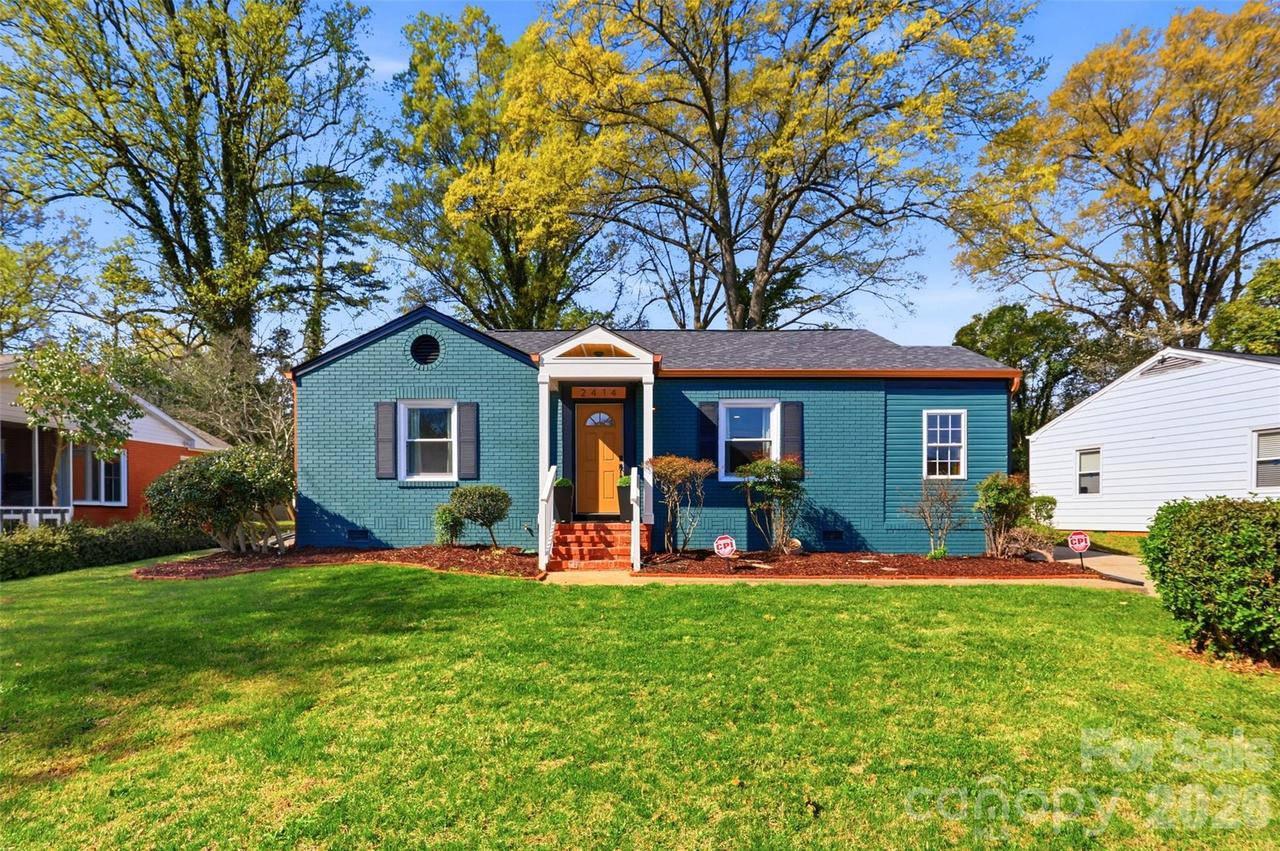 2414 Belfast Dr., Charlotte, NC 28208