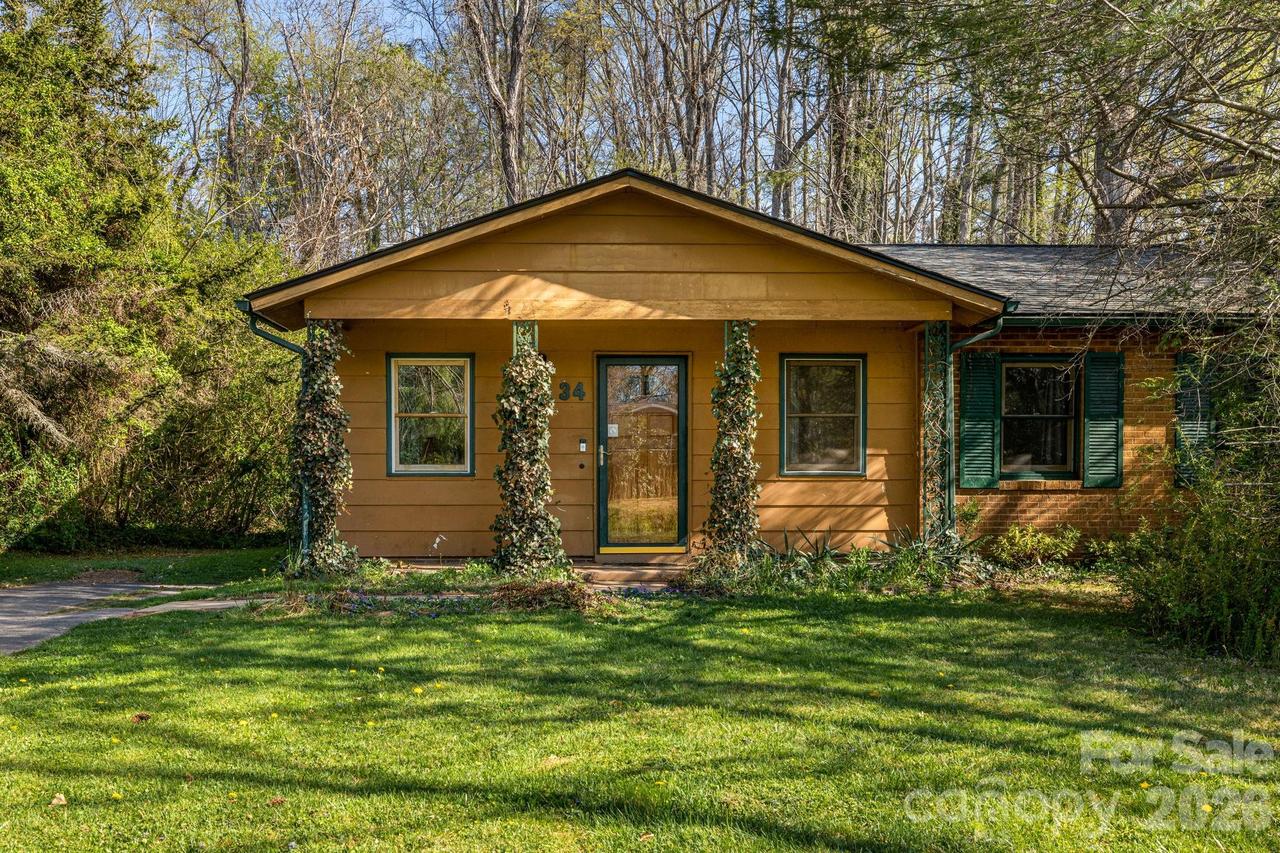 34 Tipperary Dr., Asheville, NC 28806