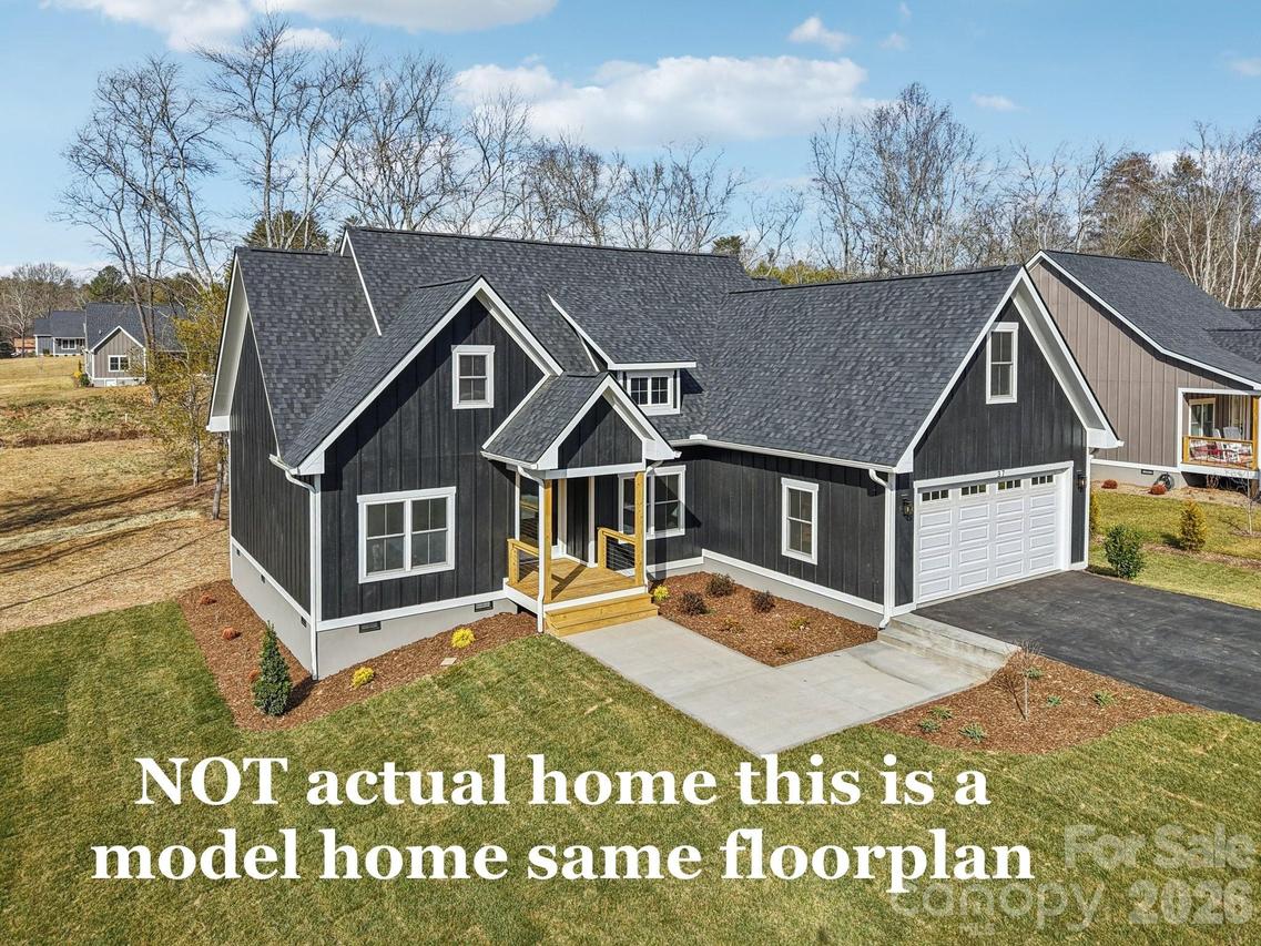 167 Haywood Crossing Dr., Hendersonville, NC 28791