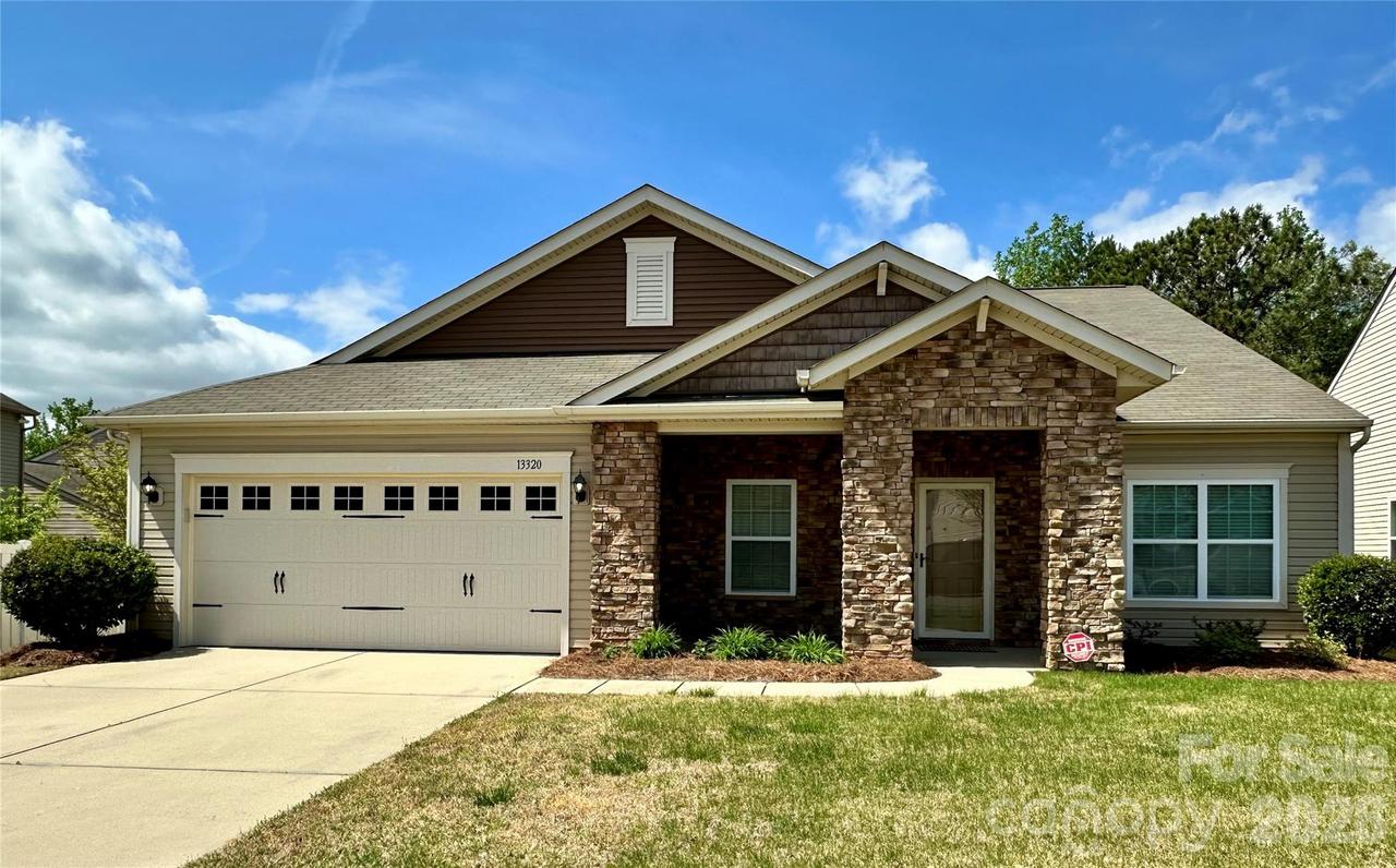 13320 Hunting Birds Ln., Charlotte, NC 28278
