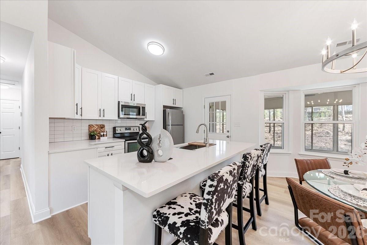 231 West Ave., Charlotte, NC 28208