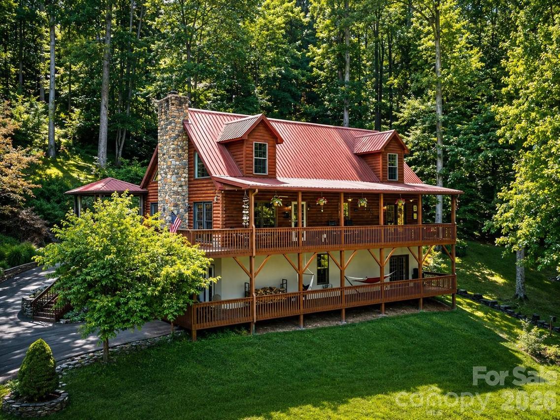 420 Chimney Rock Dr., Weaverville, NC 28787