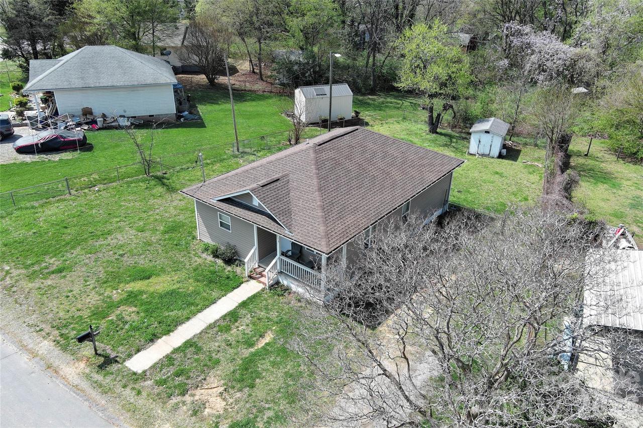 216 Winget Cir. #33, Gastonia, NC 28054