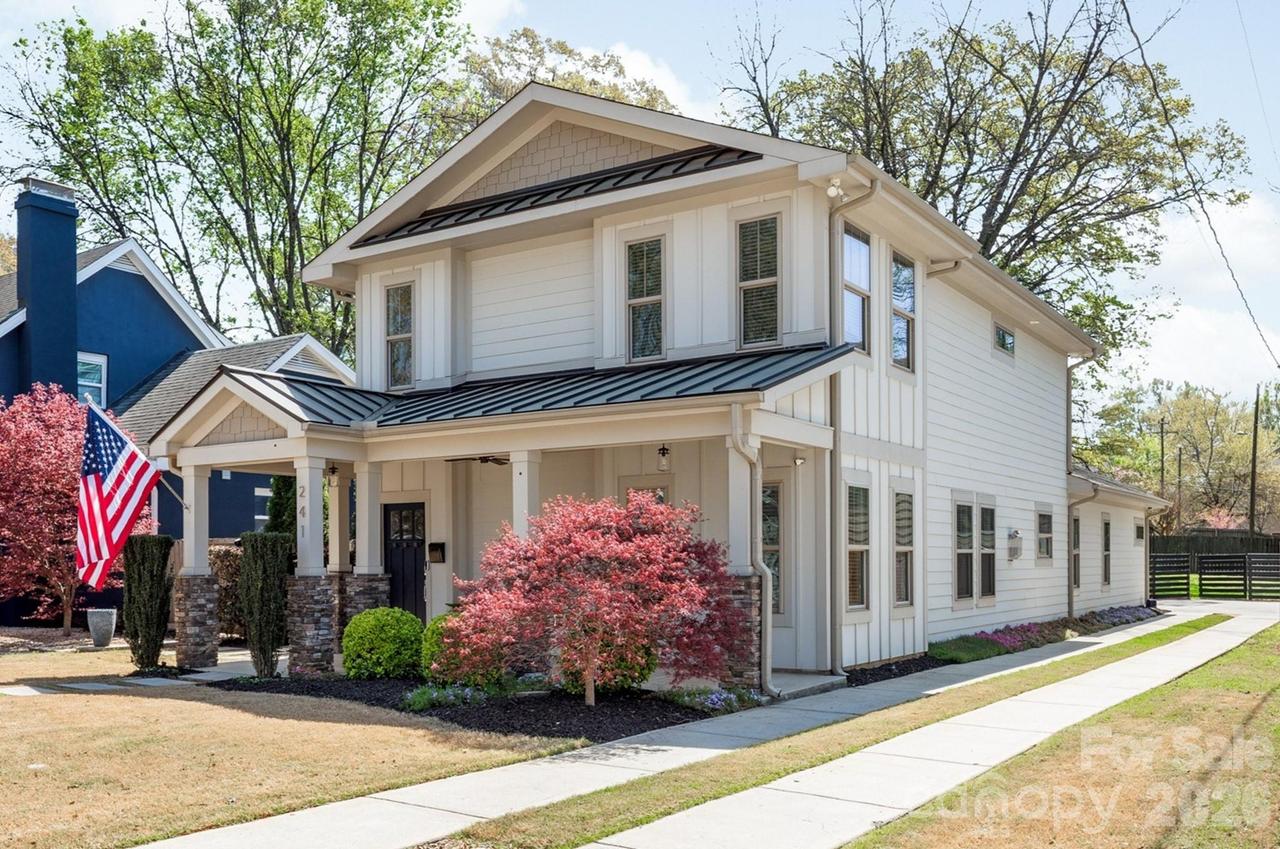 241 Coxe Ave., Charlotte, NC 28208