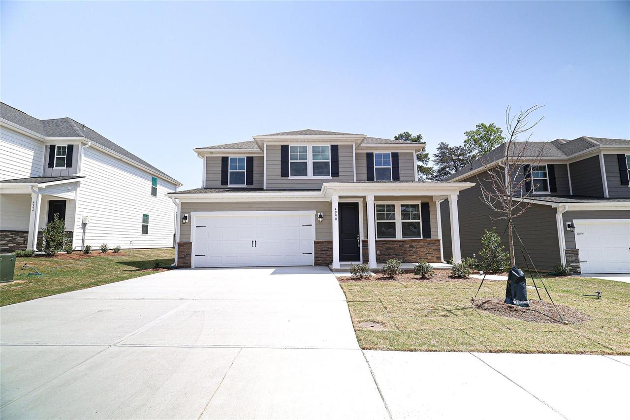 4990 Twin River Dr., Denver, NC 28037