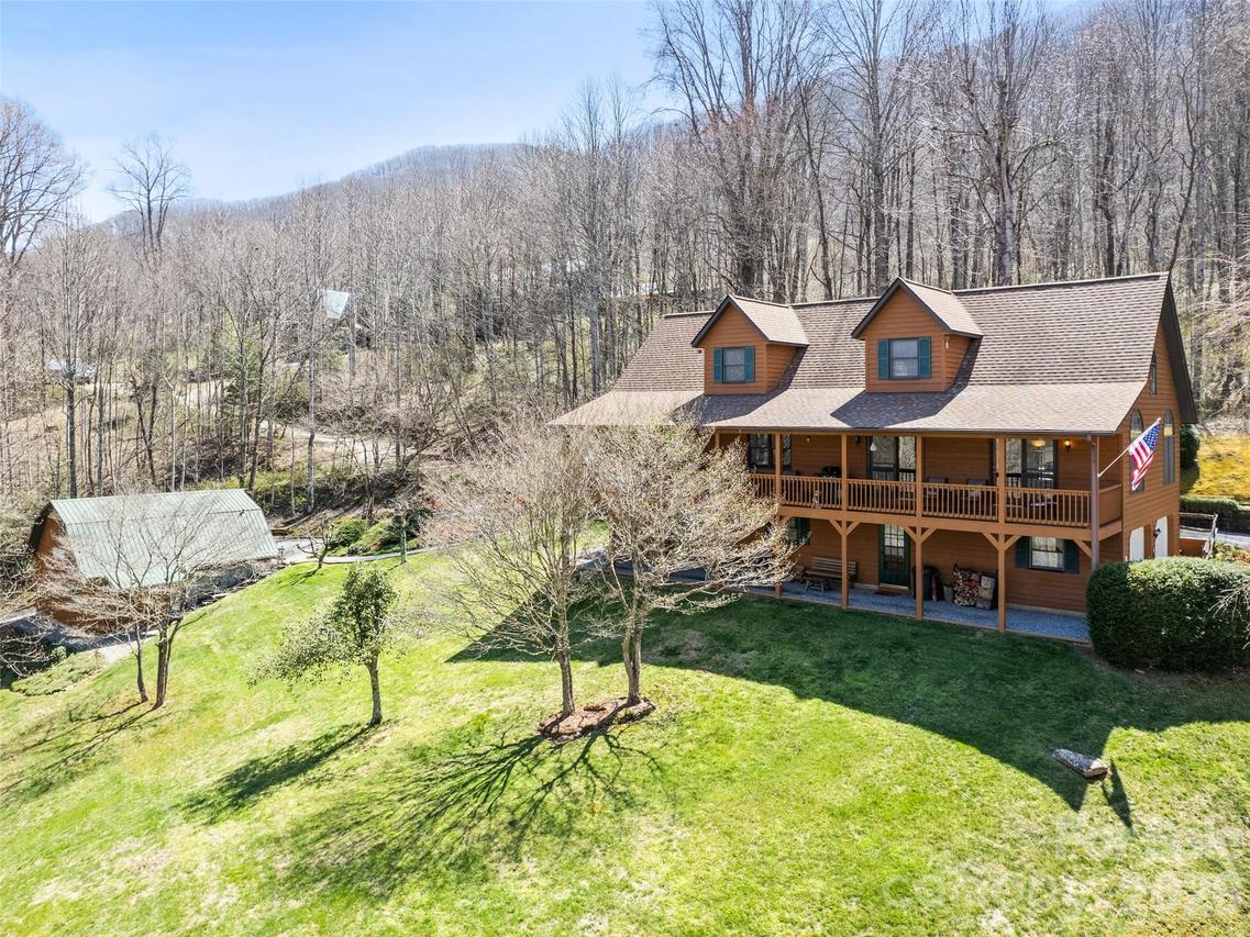 89 Stump Ln., Maggie Valley, NC 28751