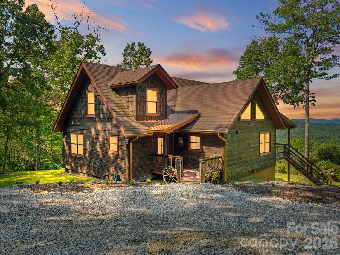 1909 Kentwood Ln., Pisgah Forest, NC 28768