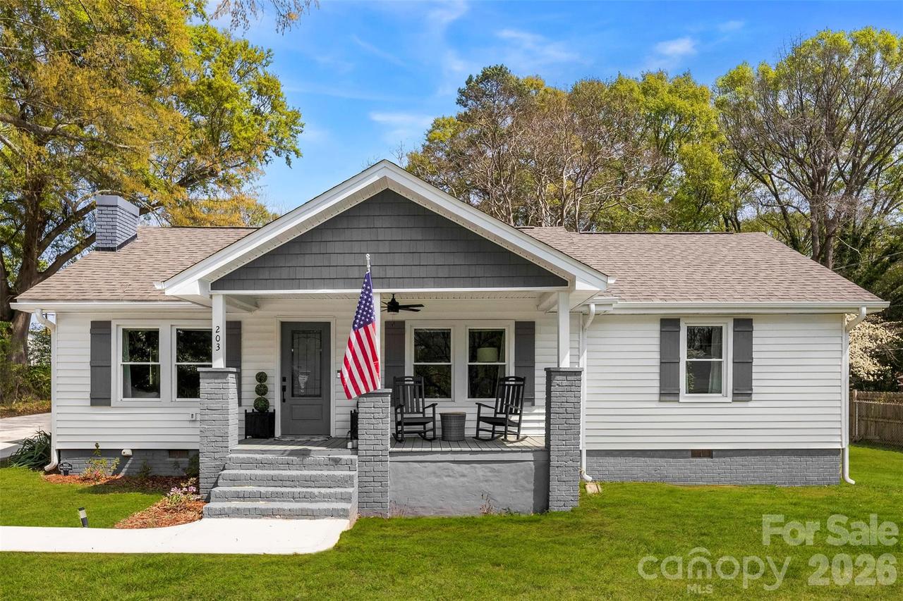 203 Blanche Ave., Belmont, NC 28012