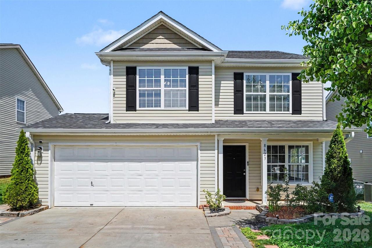 8623 Strider Dr., Charlotte, NC 28212