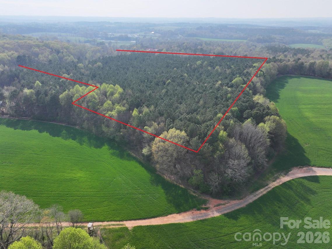 0000 Woodall Rd., Wadesboro, NC 28170