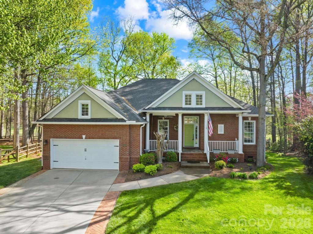 15815 Kincardin Dr., Huntersville, NC 28078